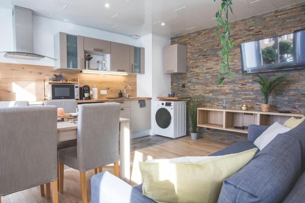Bel Appartement Lumineux Proche Du Centre-Ville Douai Luaran gambar