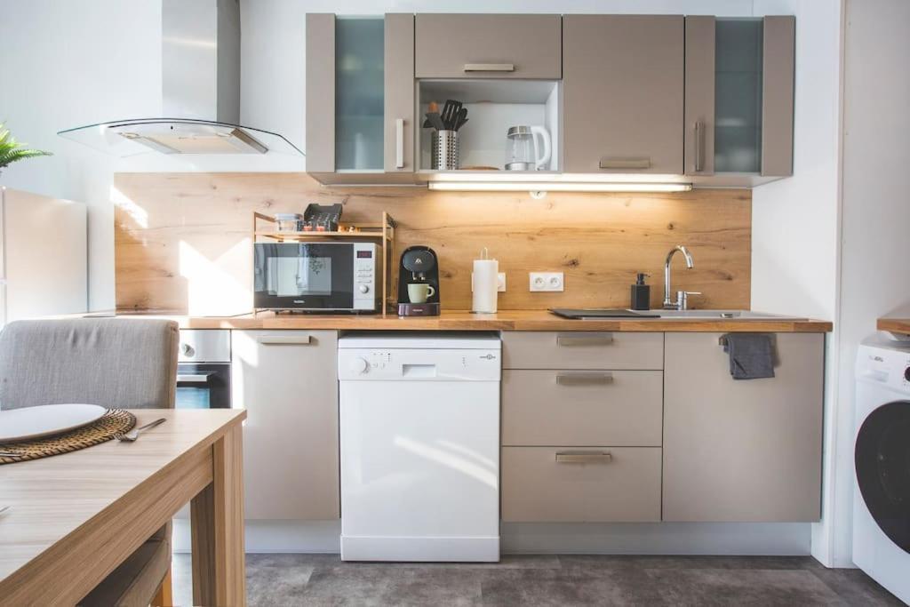 Bel Appartement Lumineux Proche Du Centre-Ville Douai Luaran gambar