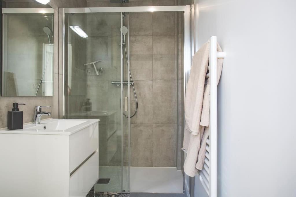 Bel Appartement Lumineux Proche Du Centre-Ville Douai Luaran gambar